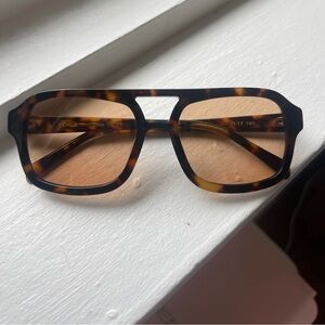 VEHLA Sunglasses